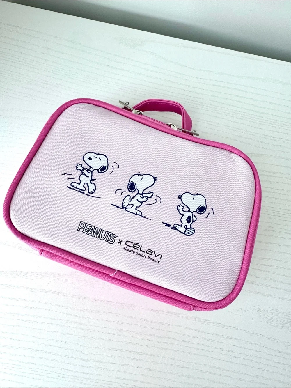 Peanuts x Celavi Pink Snoopy Blender Set with  Cosmetic Case